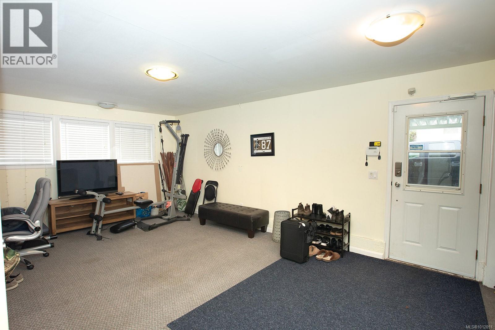 Photo 17 of 391 Bay Ave, Parksville BC