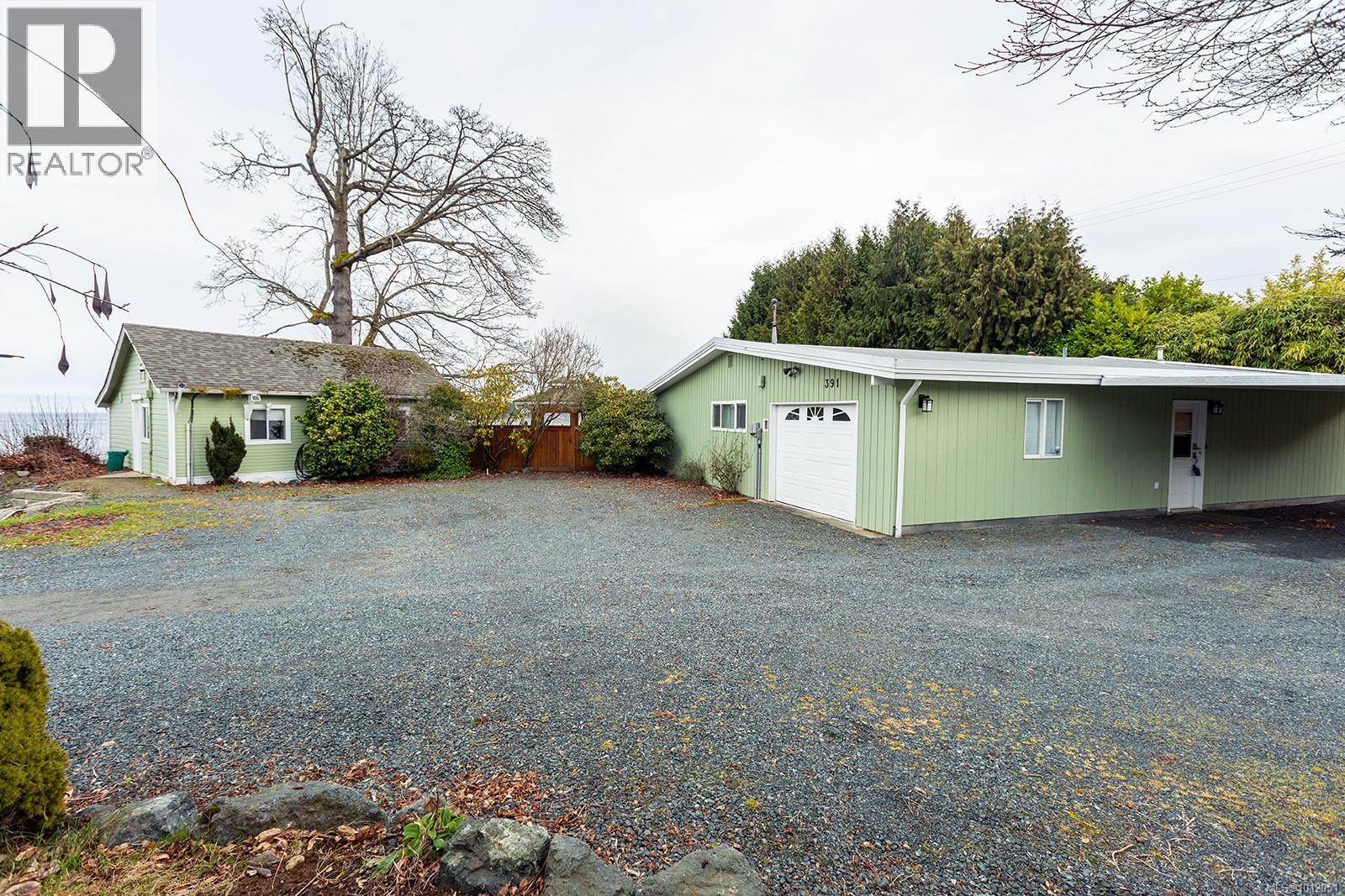 Photo 5 of 391 Bay Ave, Parksville BC