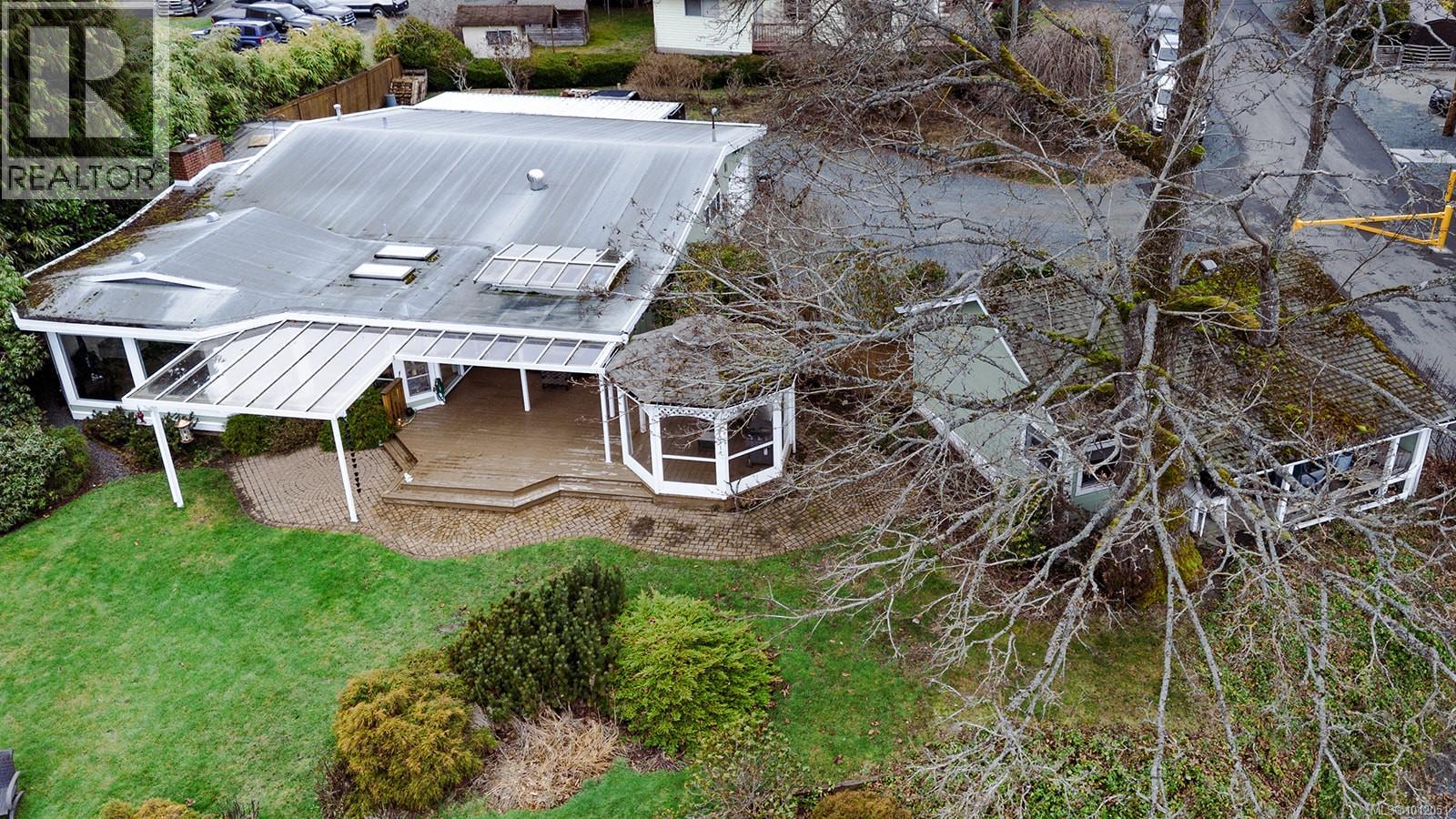 Photo 34 of 391 Bay Ave, Parksville BC
