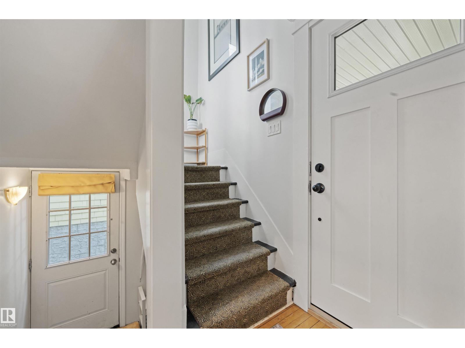 Photo 17 of 10832 79 Av Nw, Edmonton AB