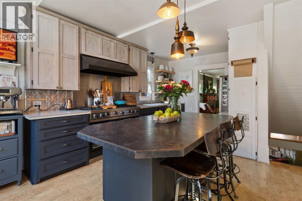 Photo 11 of 4711 49 Street, Camrose AB