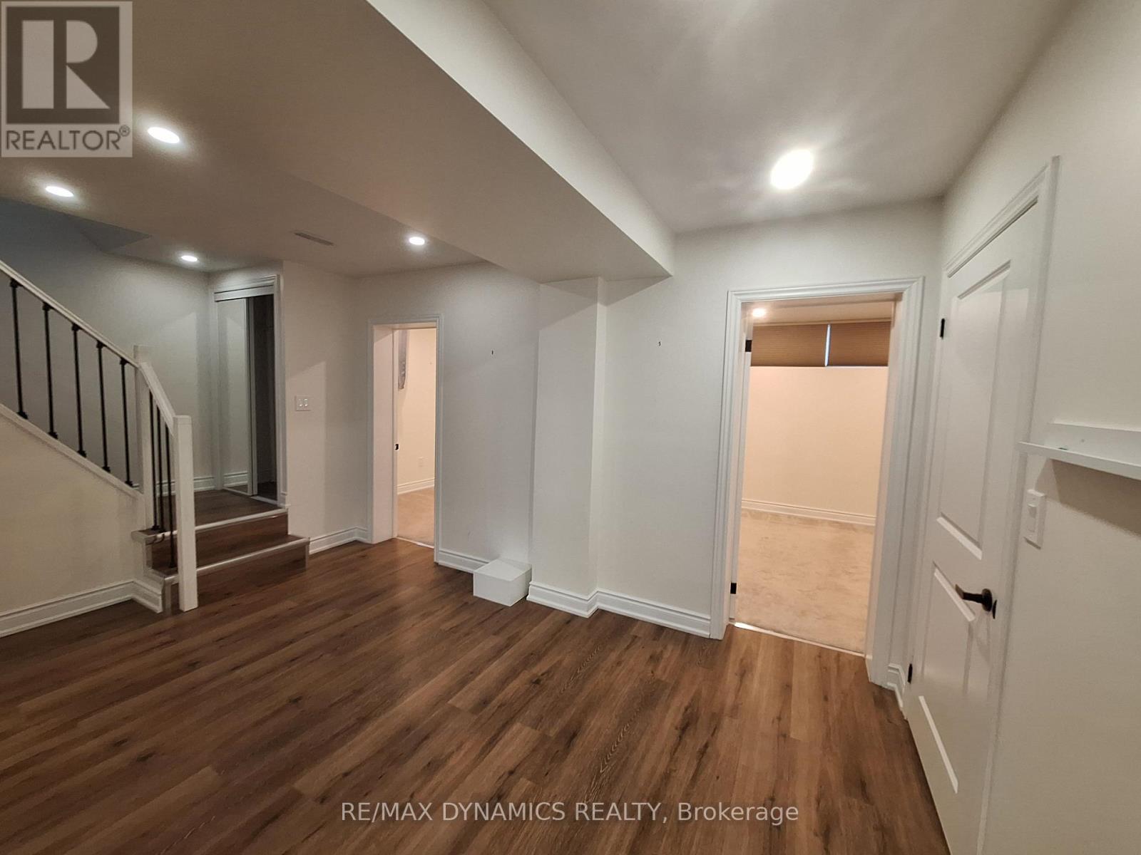 Photo 11 of 80 Mountland Drive, Toronto ON