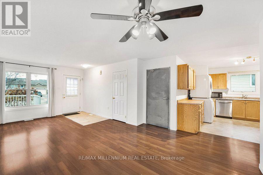 Photo 7 of 44 Hanmer Street E, Barrie ON
