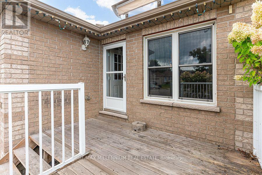 Photo 25 of 44 Hanmer Street E, Barrie ON