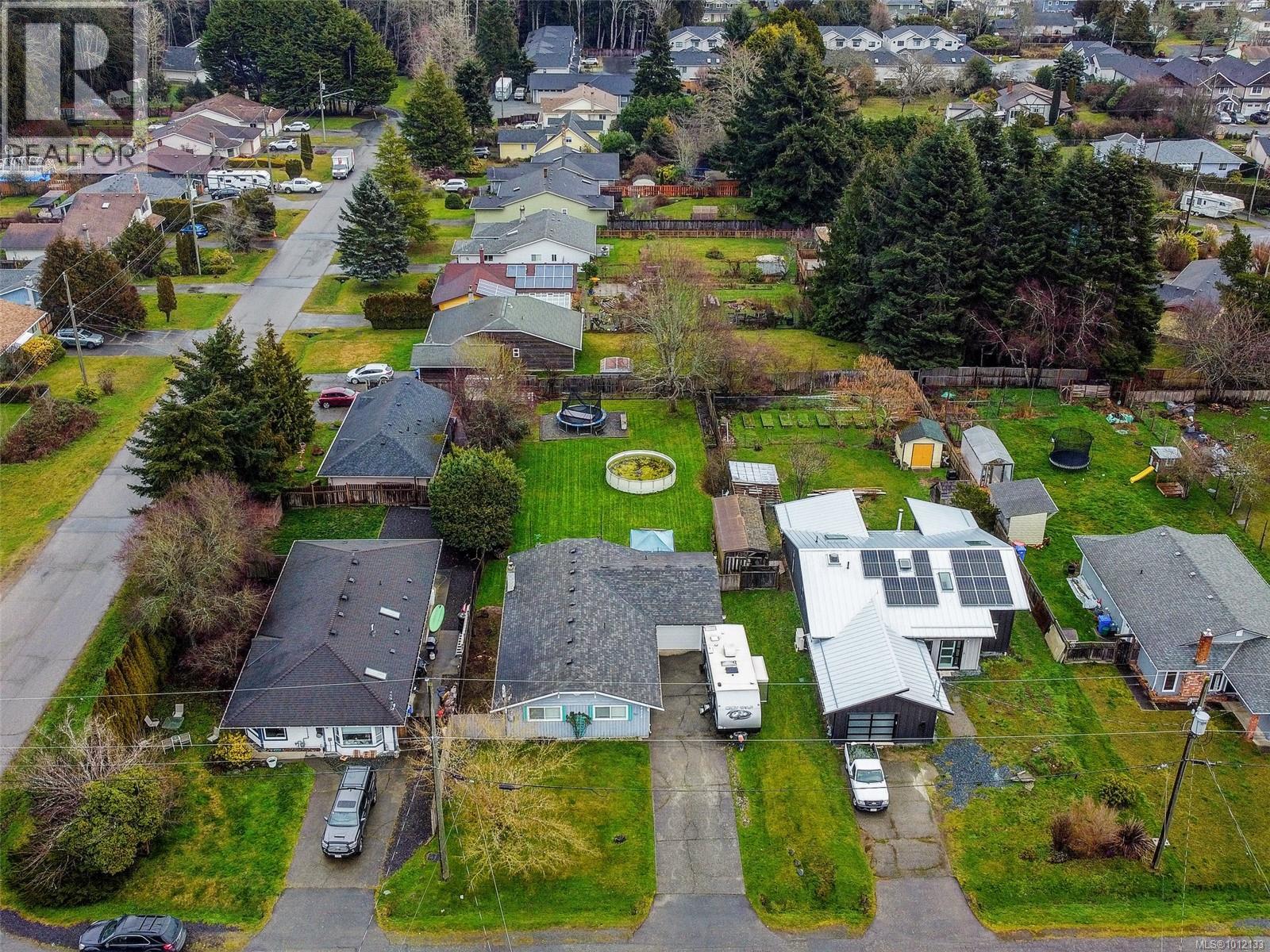  6525 Country Road, Sooke