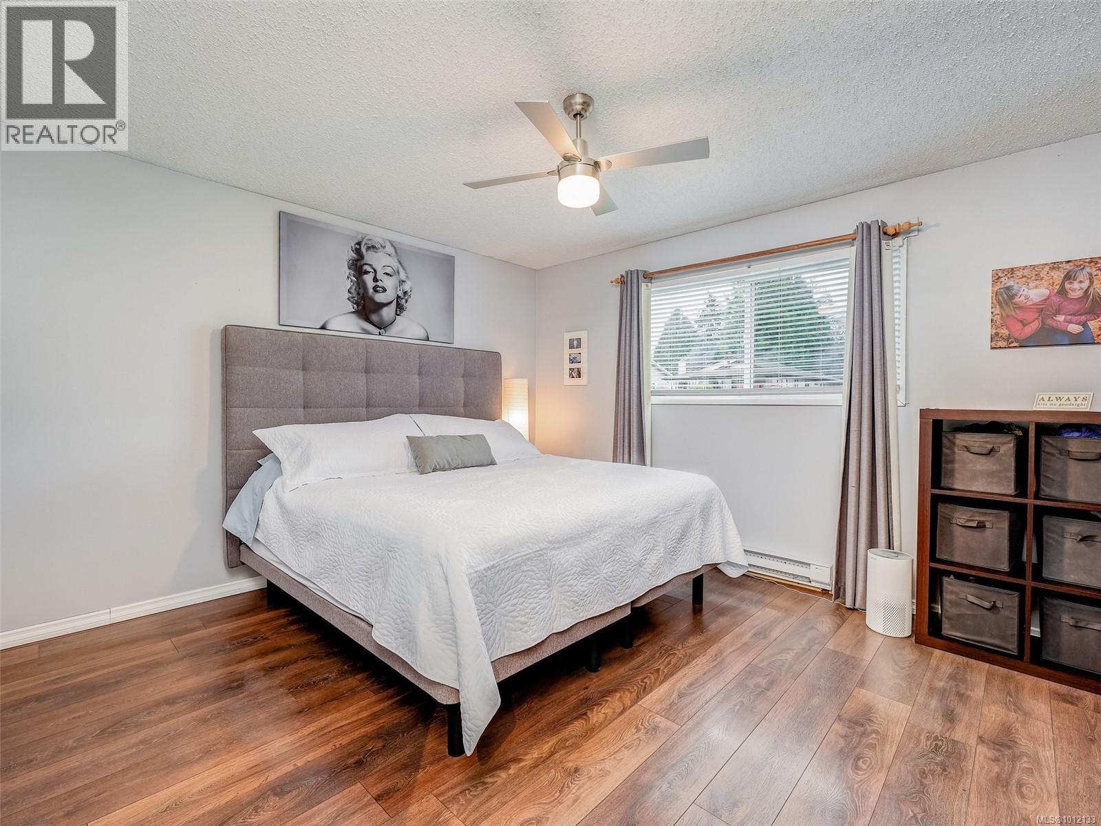  6525 Country Road, Sooke