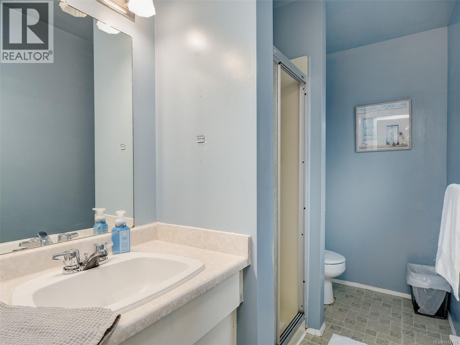  6525 Country Road, Sooke