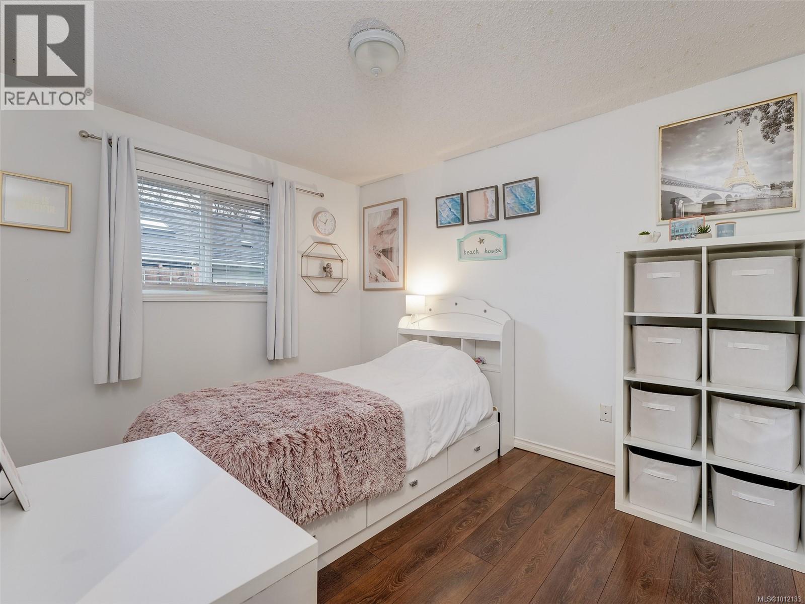  6525 Country Road, Sooke