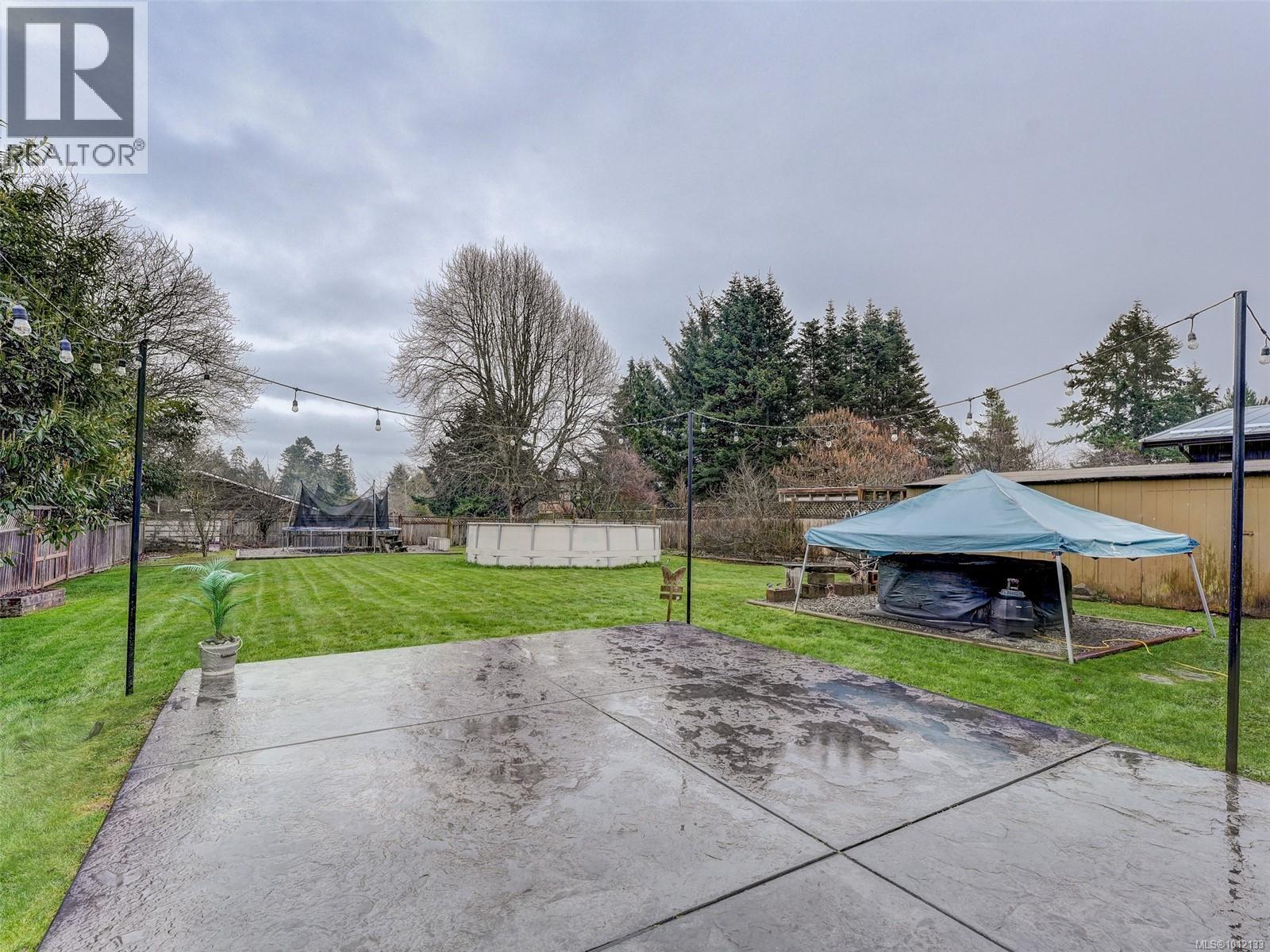  6525 Country Road, Sooke