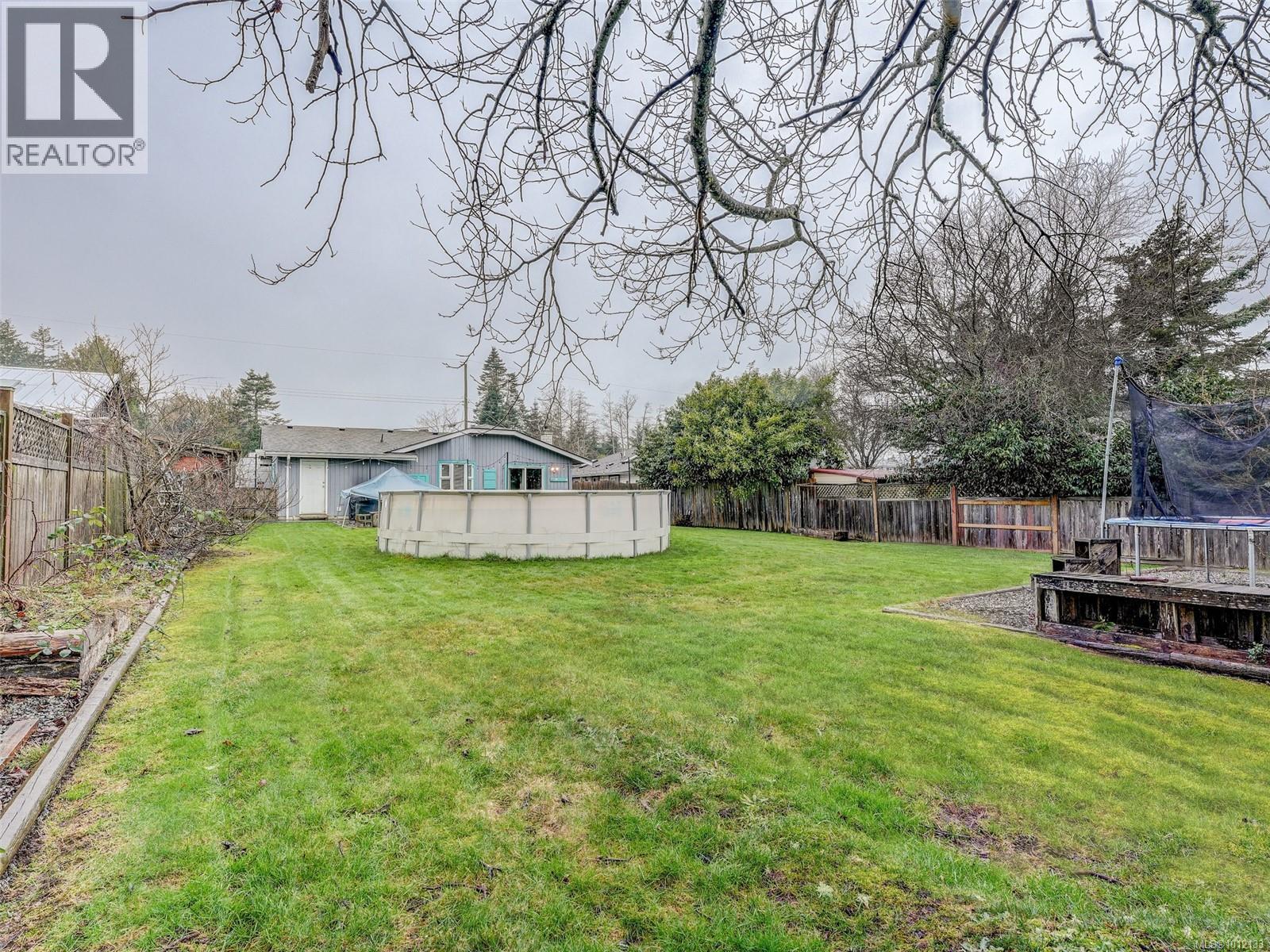  6525 Country Road, Sooke