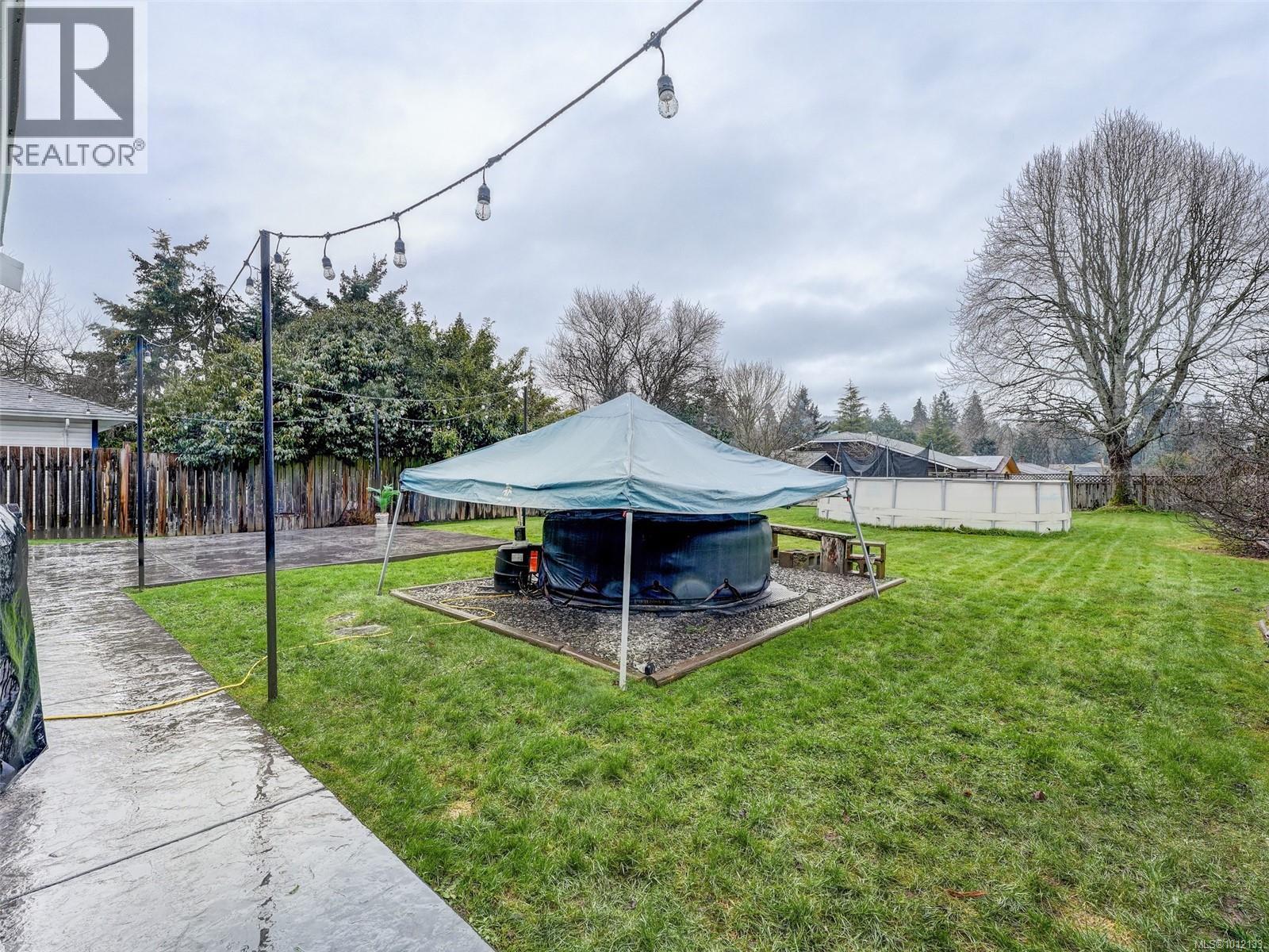  6525 Country Road, Sooke