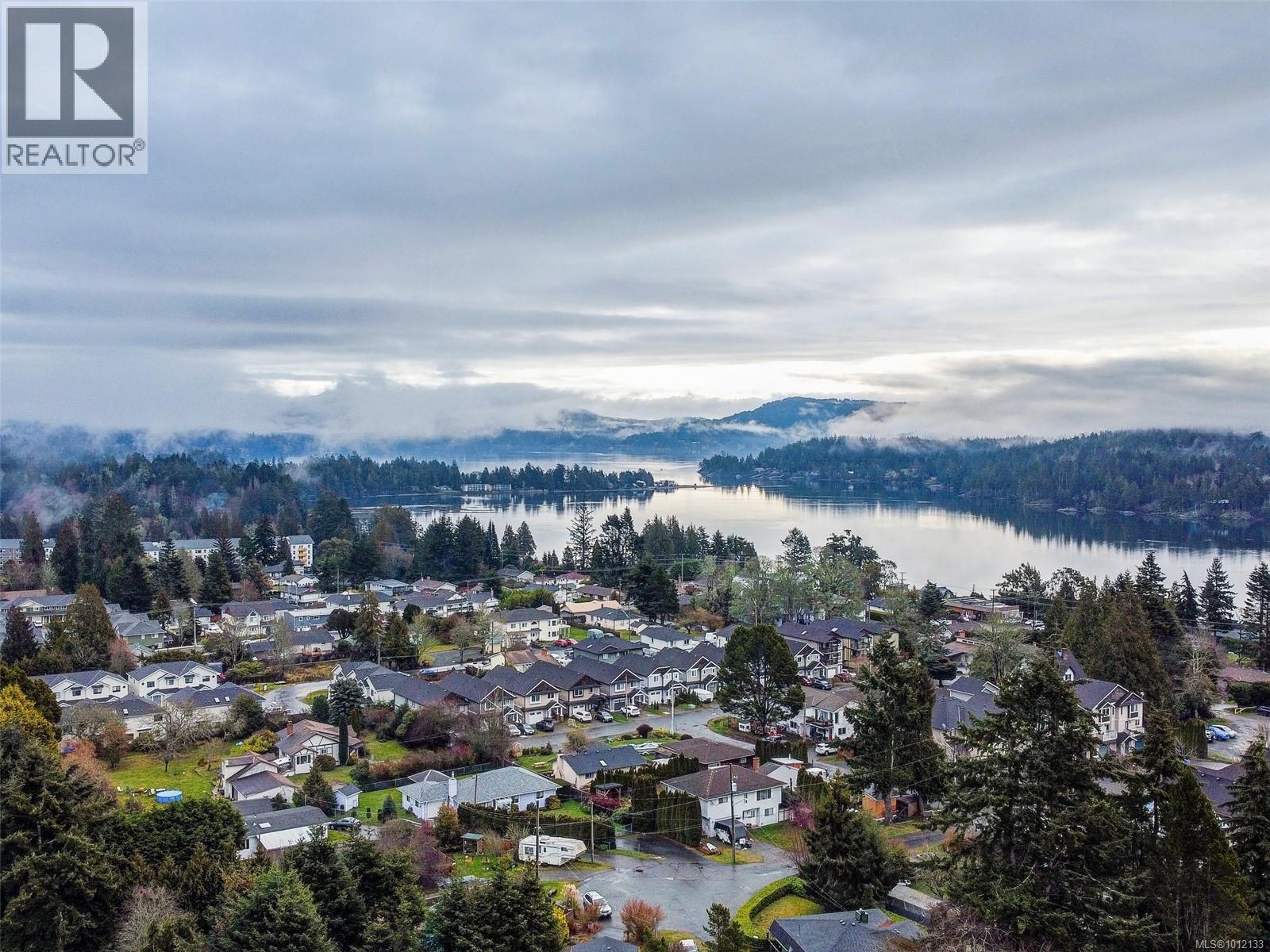  6525 Country Road, Sooke