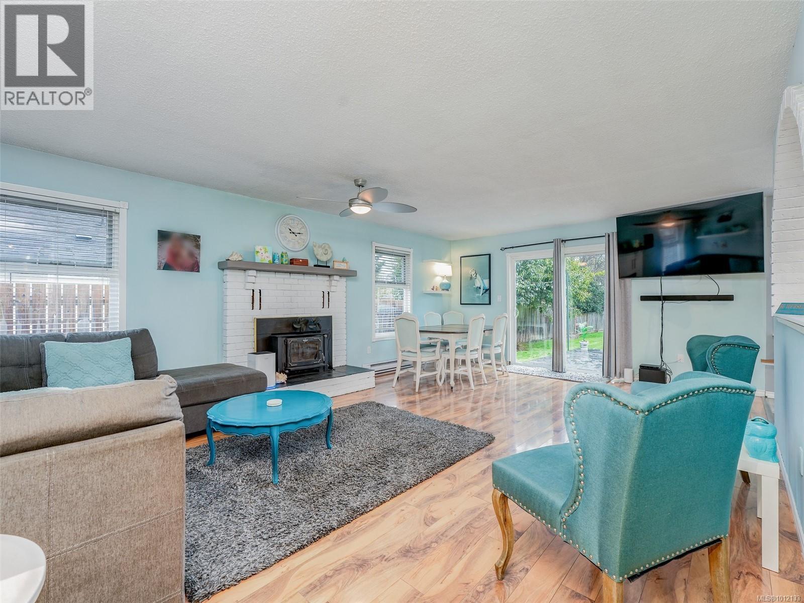  6525 Country Road, Sooke