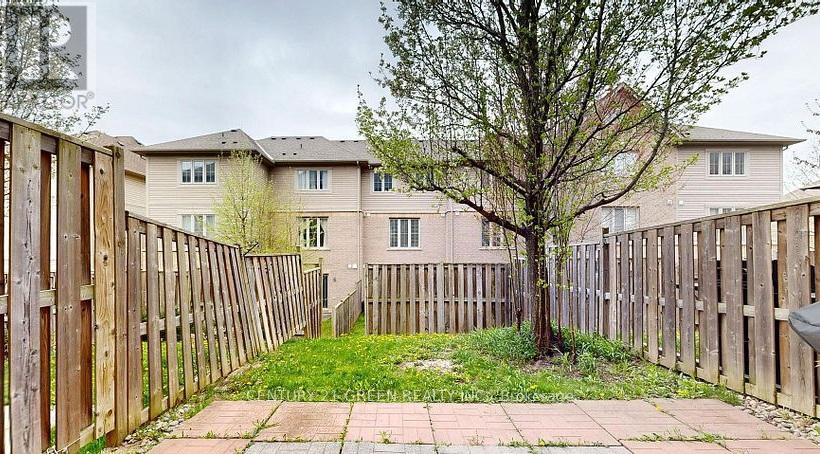 Photo 2 of 8 Bakewell Street, Brampton ON