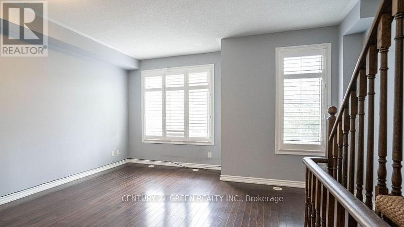 Photo 4 of 8 Bakewell Street, Brampton ON