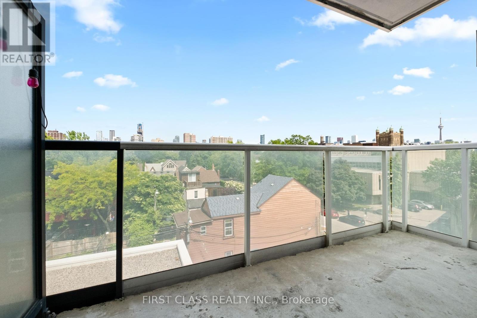 Photo 22 of 413 783 Bathurst Street, Toronto ON