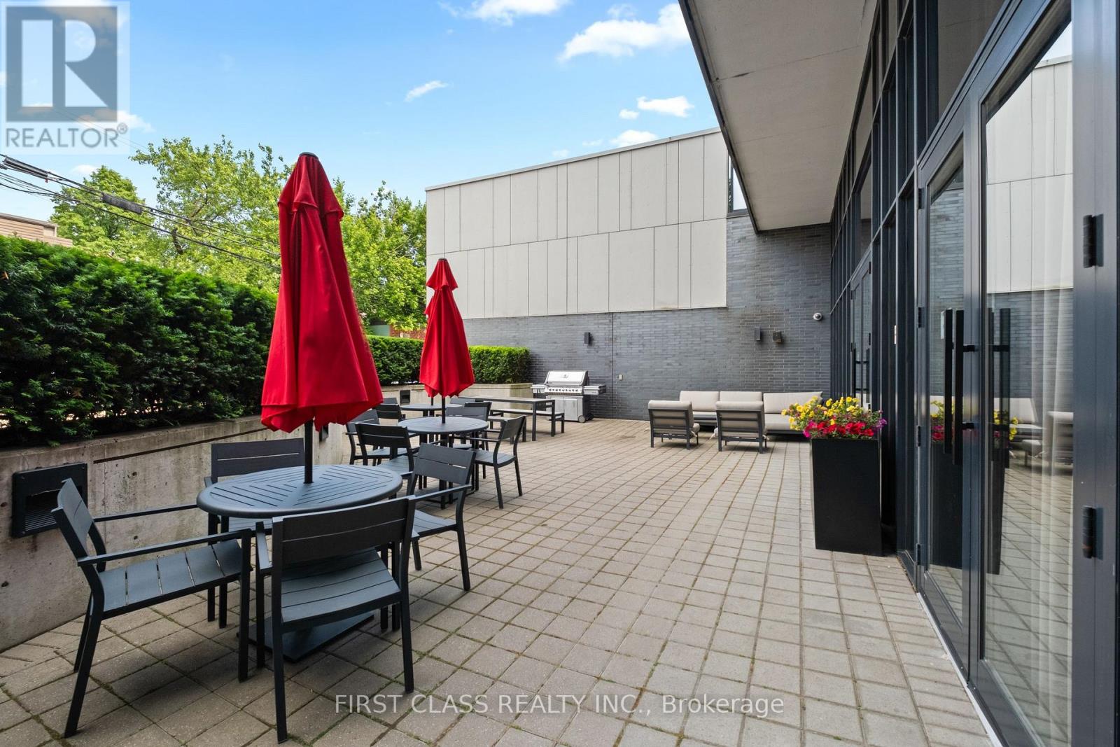 Photo 19 of 413 783 Bathurst Street, Toronto ON