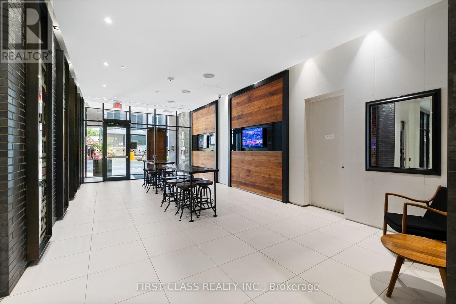 Photo 29 of 413 783 Bathurst Street, Toronto ON