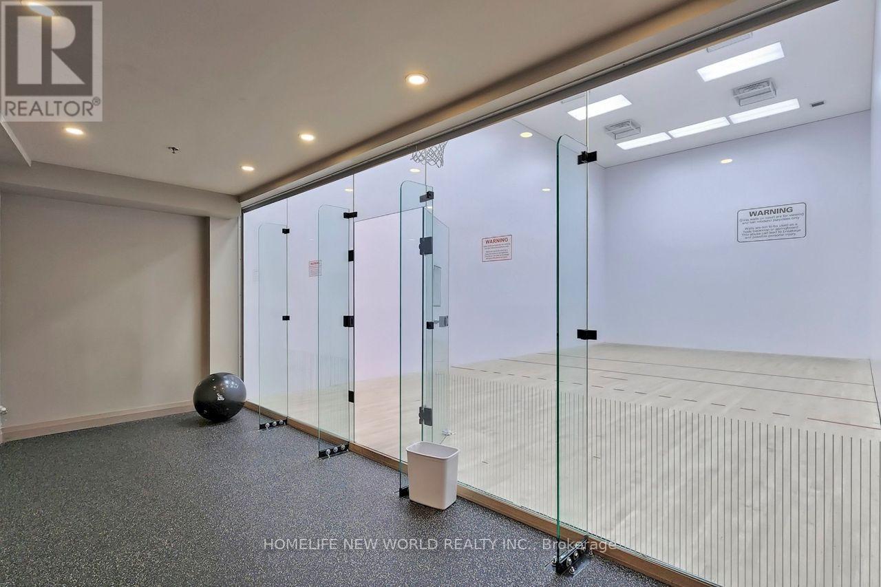 Photo 33 of 2502 33 Bay Street, Toronto ON
