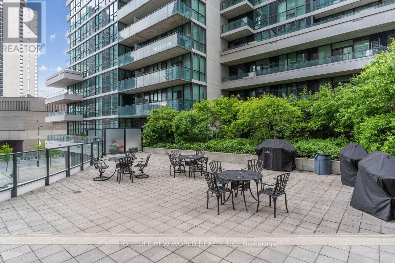 Photo 6 of 2502 33 Bay Street, Toronto ON