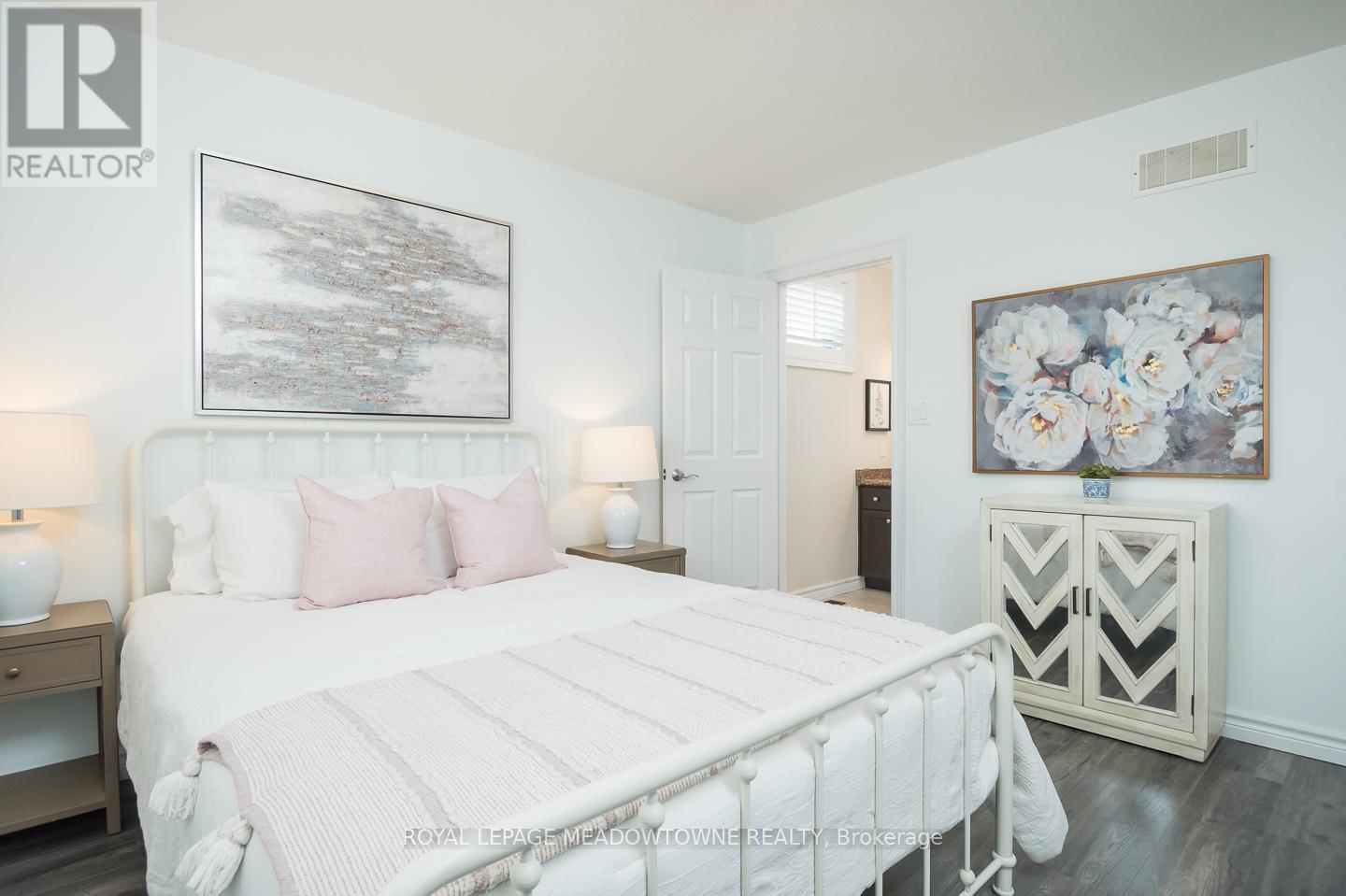 Photo 5 of 63 Stewart Drive, Erin ON