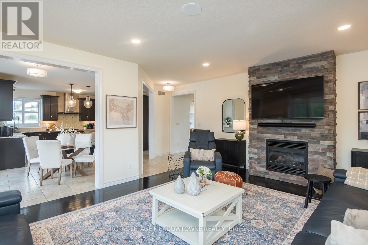 Photo 7 of 63 Stewart Drive, Erin ON