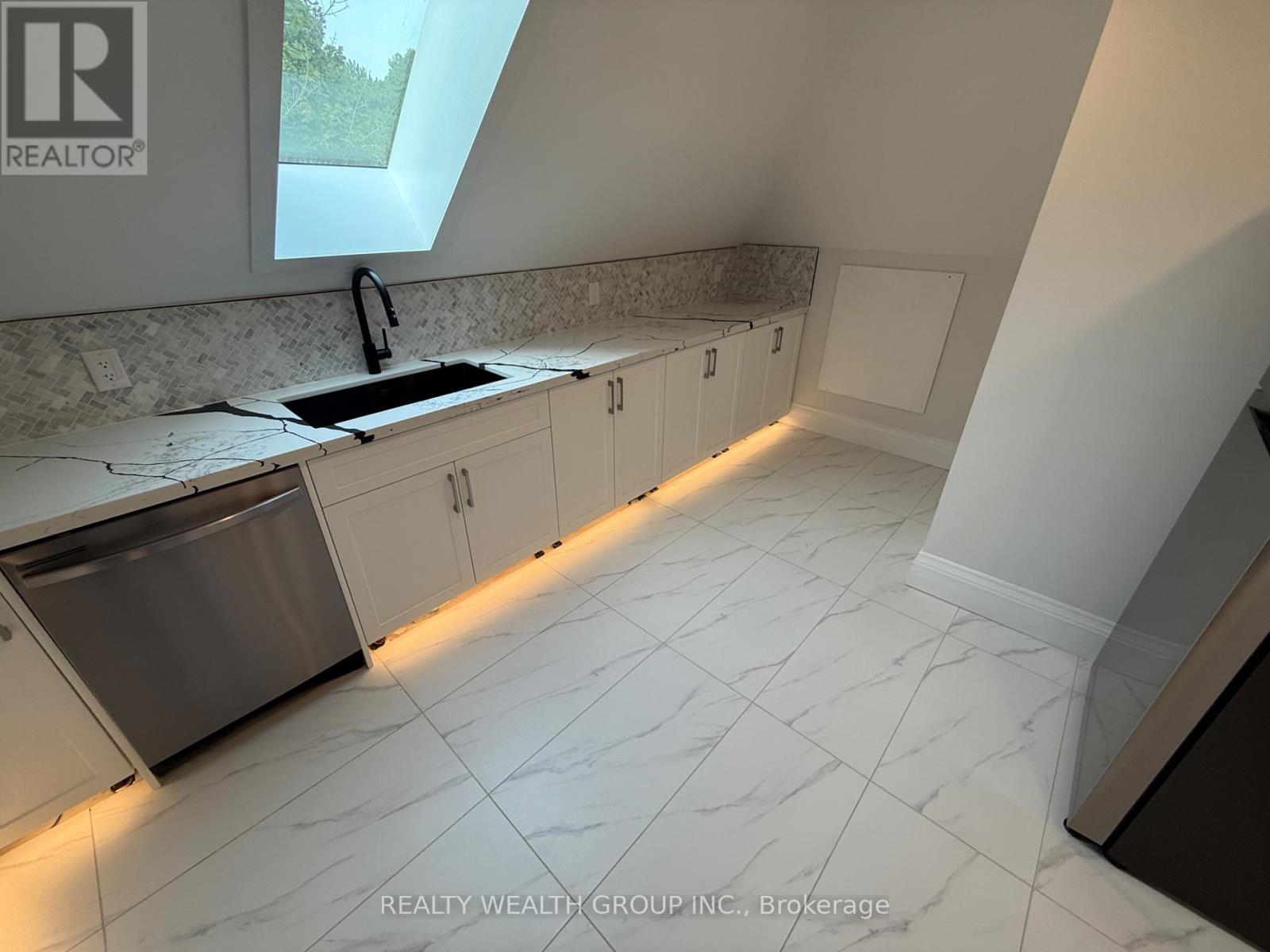 Photo 9 of 761 O Connor Drive, Toronto ON