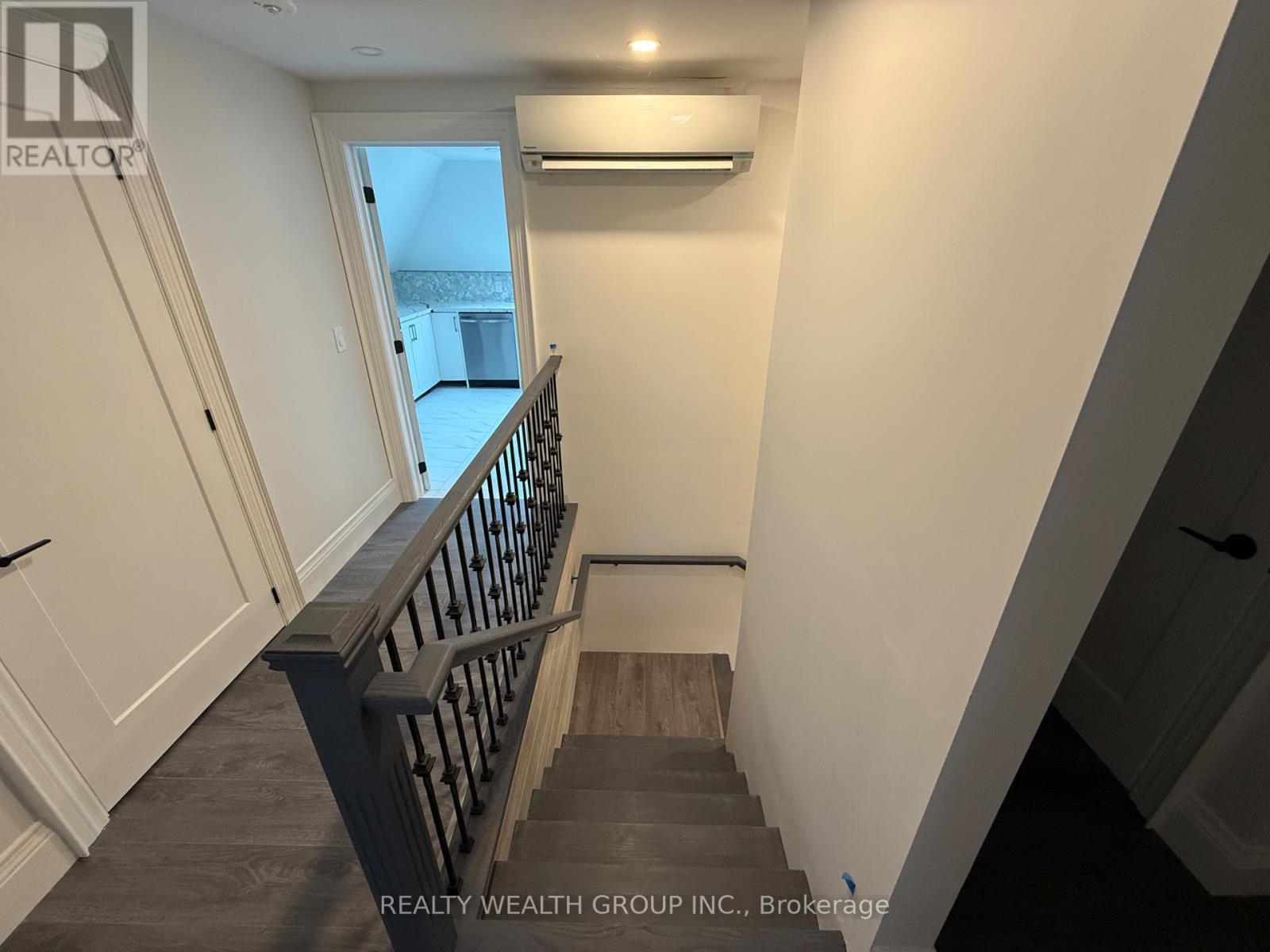 Photo 18 of 761 O Connor Drive, Toronto ON