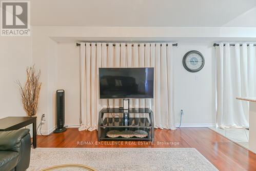 Photo 8 of 46 Lloydminster Avenue, Ajax ON
