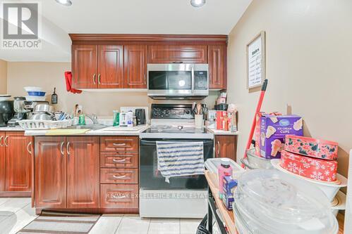 Photo 35 of 46 Lloydminster Avenue, Ajax ON