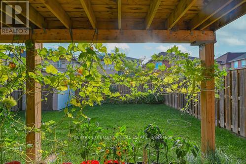 Photo 24 of 46 Lloydminster Avenue, Ajax ON