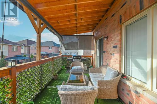 Photo 25 of 46 Lloydminster Avenue, Ajax ON