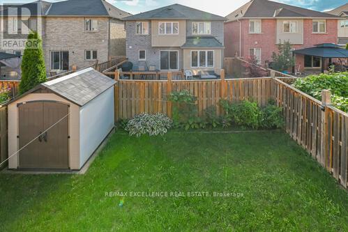 Photo 12 of 46 Lloydminster Avenue, Ajax ON