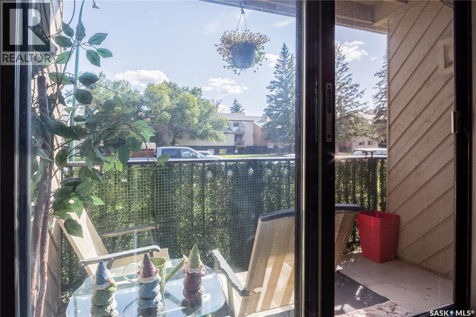 Photo 13 of 8 4219 Degeer Street, Saskatoon SK