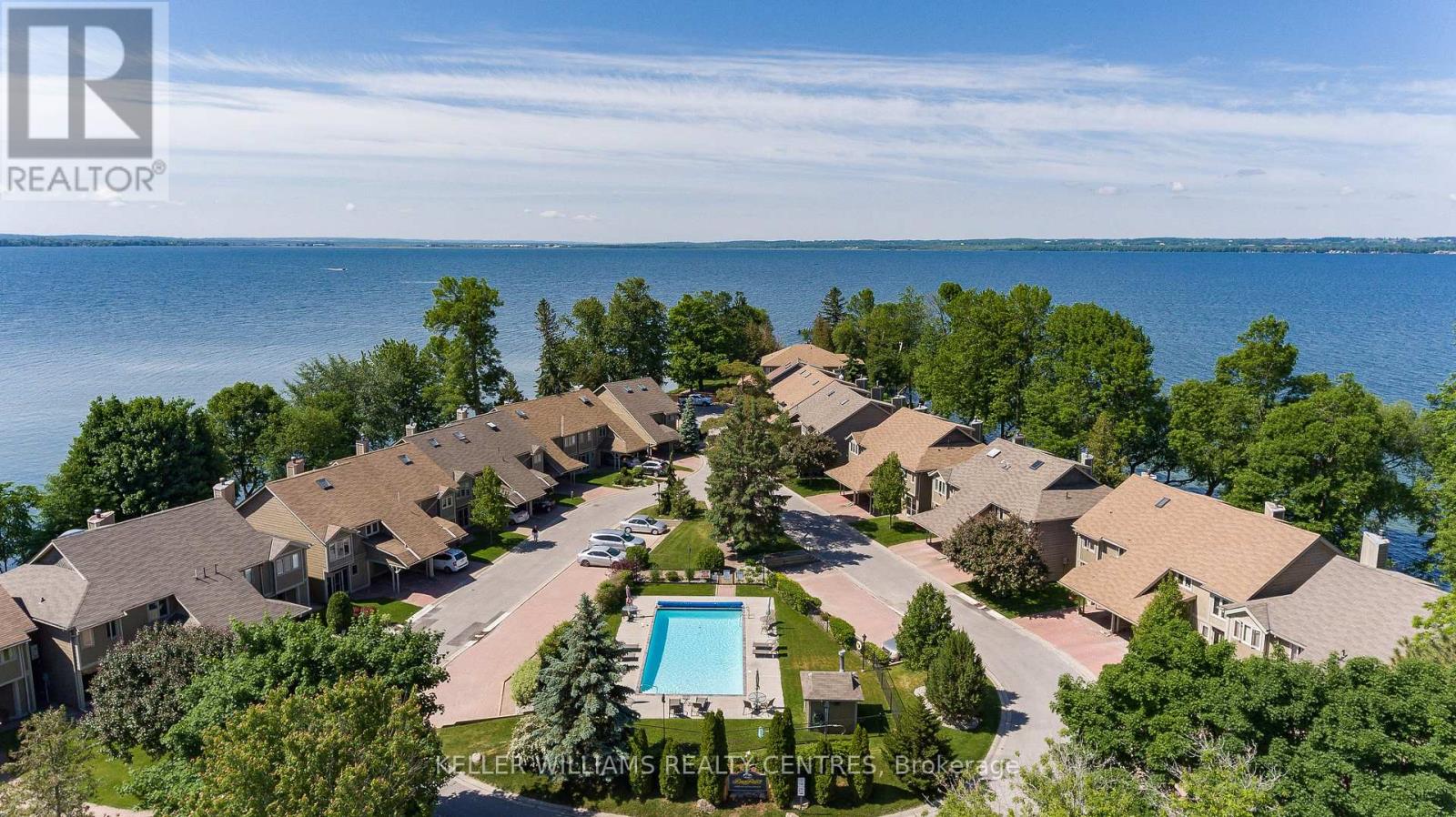 Photo 1 of 17 Davy Point Circle, Georgina ON