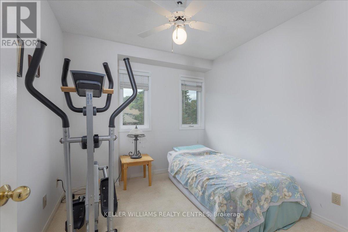 Photo 23 of 17 Davy Point Circle, Georgina ON