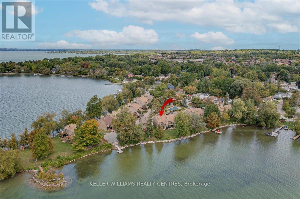 Photo 40 of 17 Davy Point Circle, Georgina ON