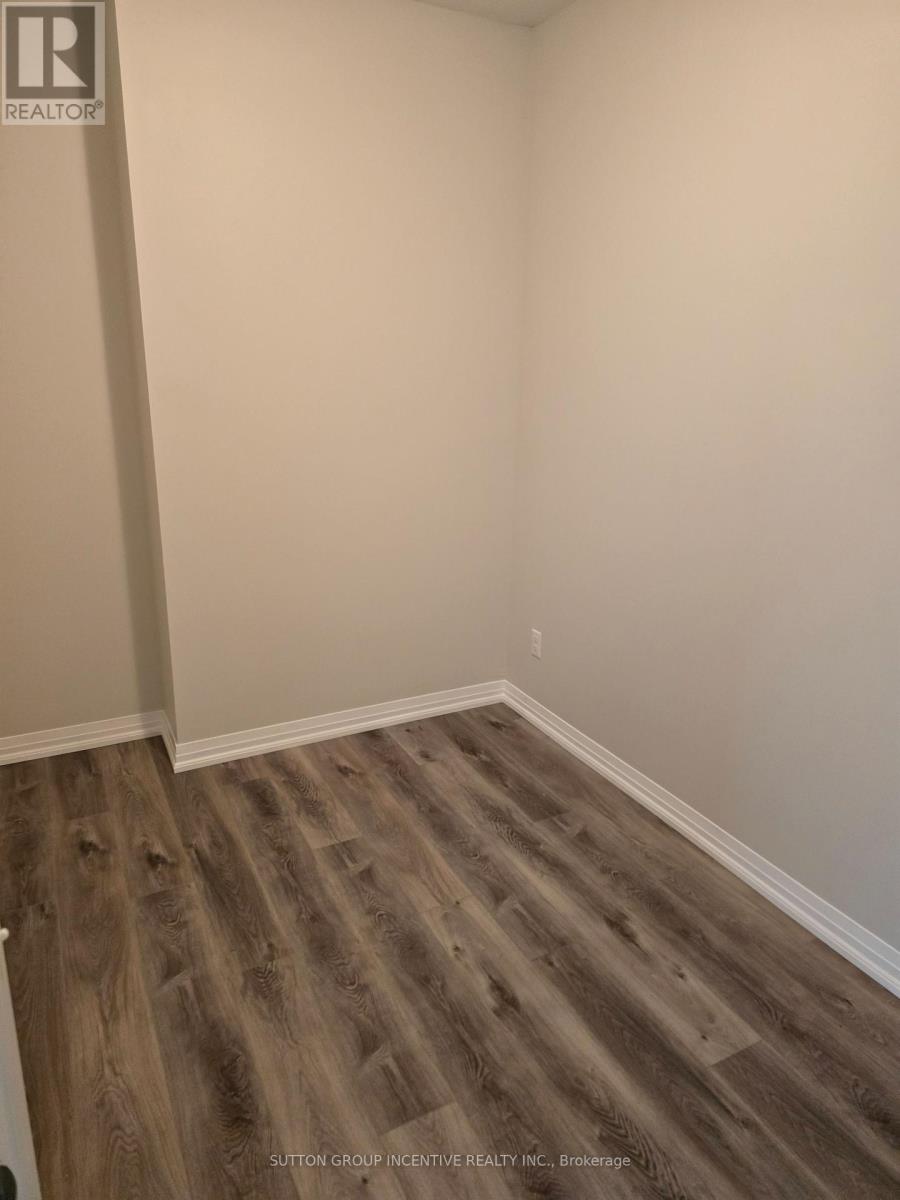 Photo 14 of 607 299 Cundles Street, Barrie ON