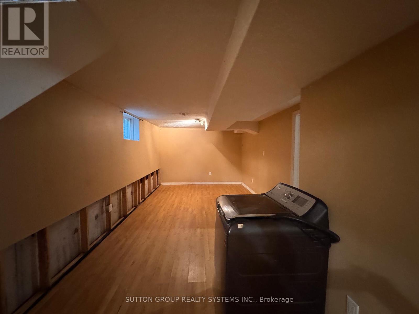 Photo 20 of 53 Hersey Crescent, Barrie ON