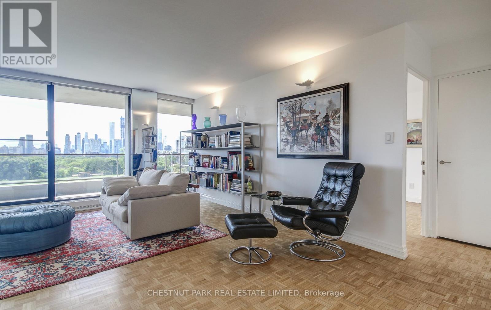 Photo 23 of 704 05 10 Avoca Avenue, Toronto ON