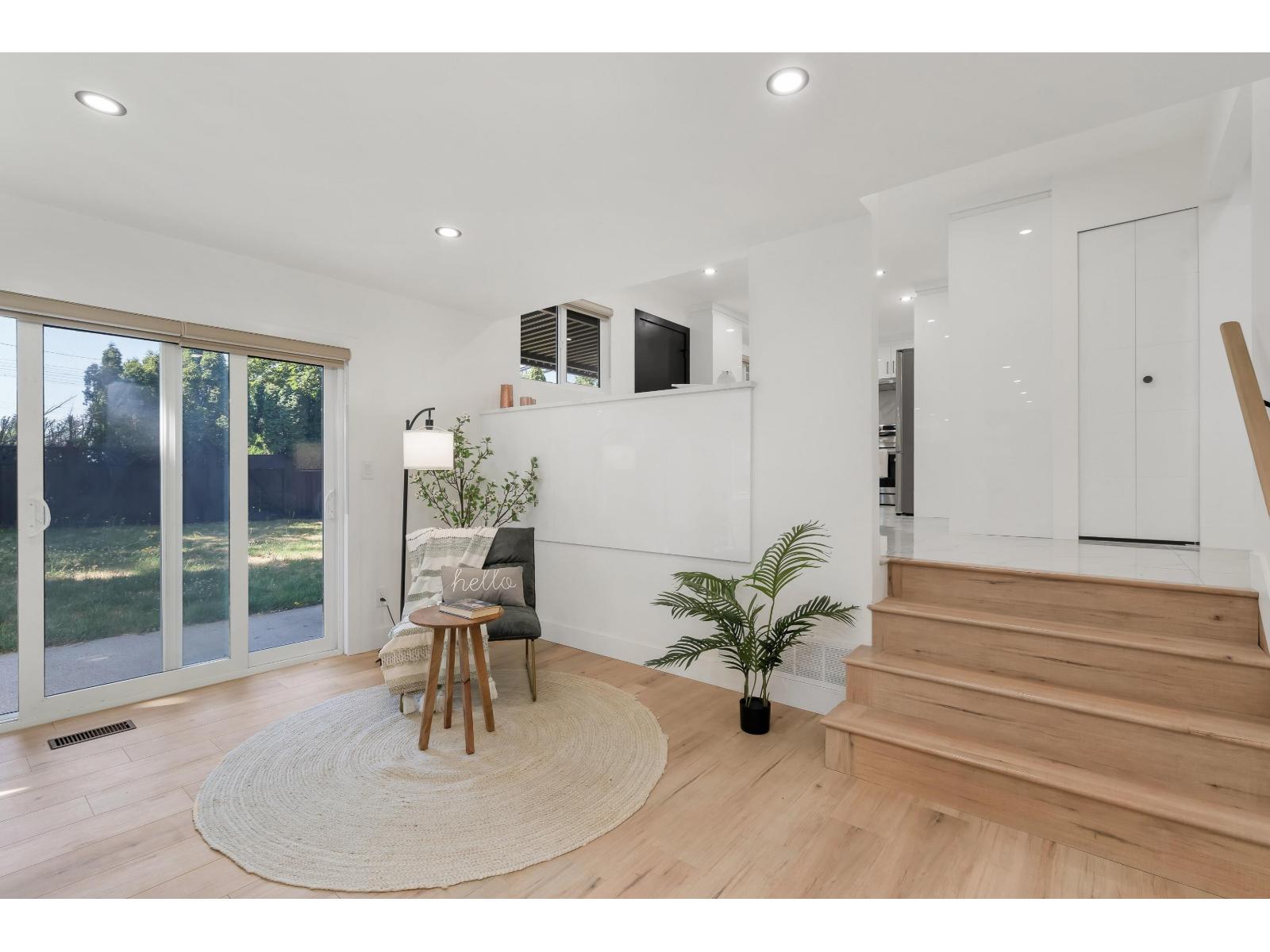 Photo 15 of 32810 Highland Avenue, Abbotsford BC