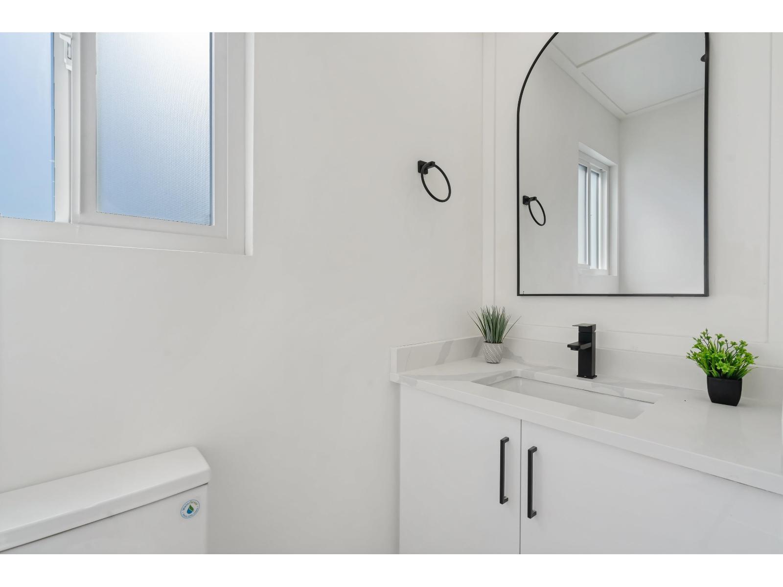 Photo 23 of 32810 Highland Avenue, Abbotsford BC