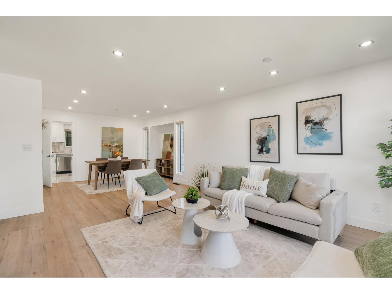 Photo 7 of 32810 Highland Avenue, Abbotsford BC