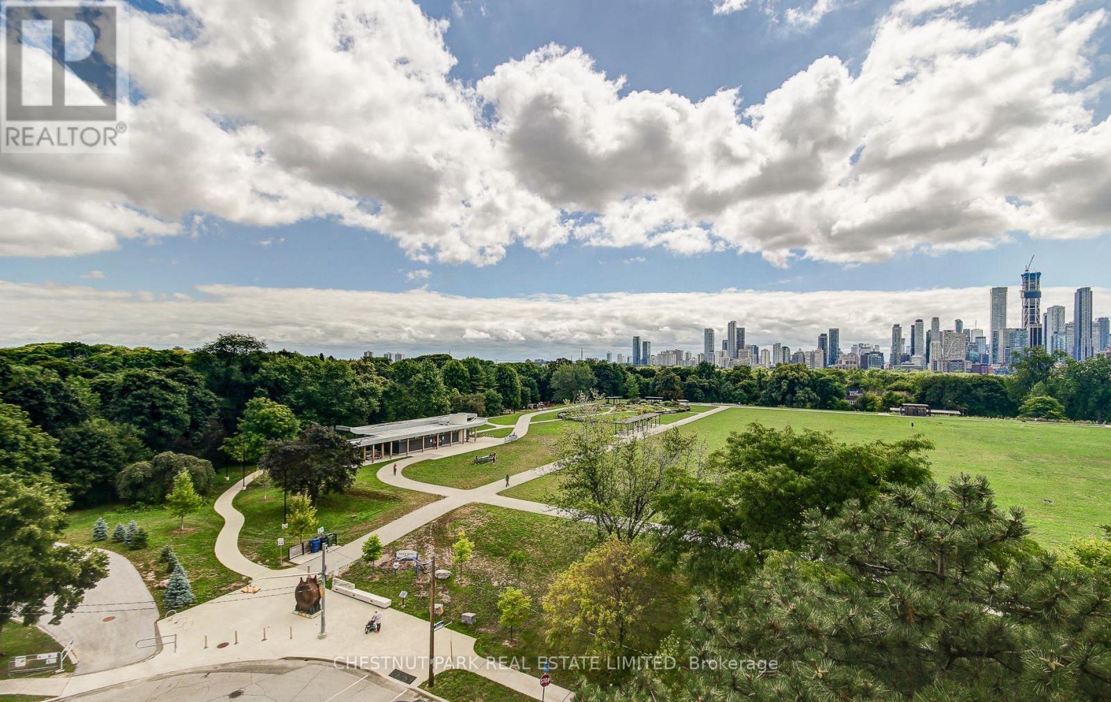 Photo 35 of 704 05 10 Avoca Avenue, Toronto ON