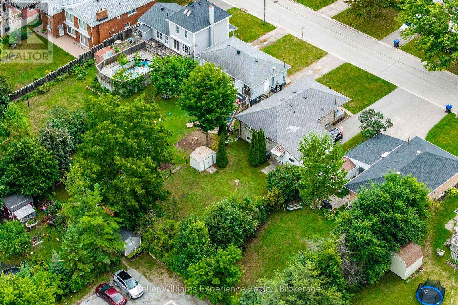 Photo 7 of 262 Ruby Street, Midland ON
