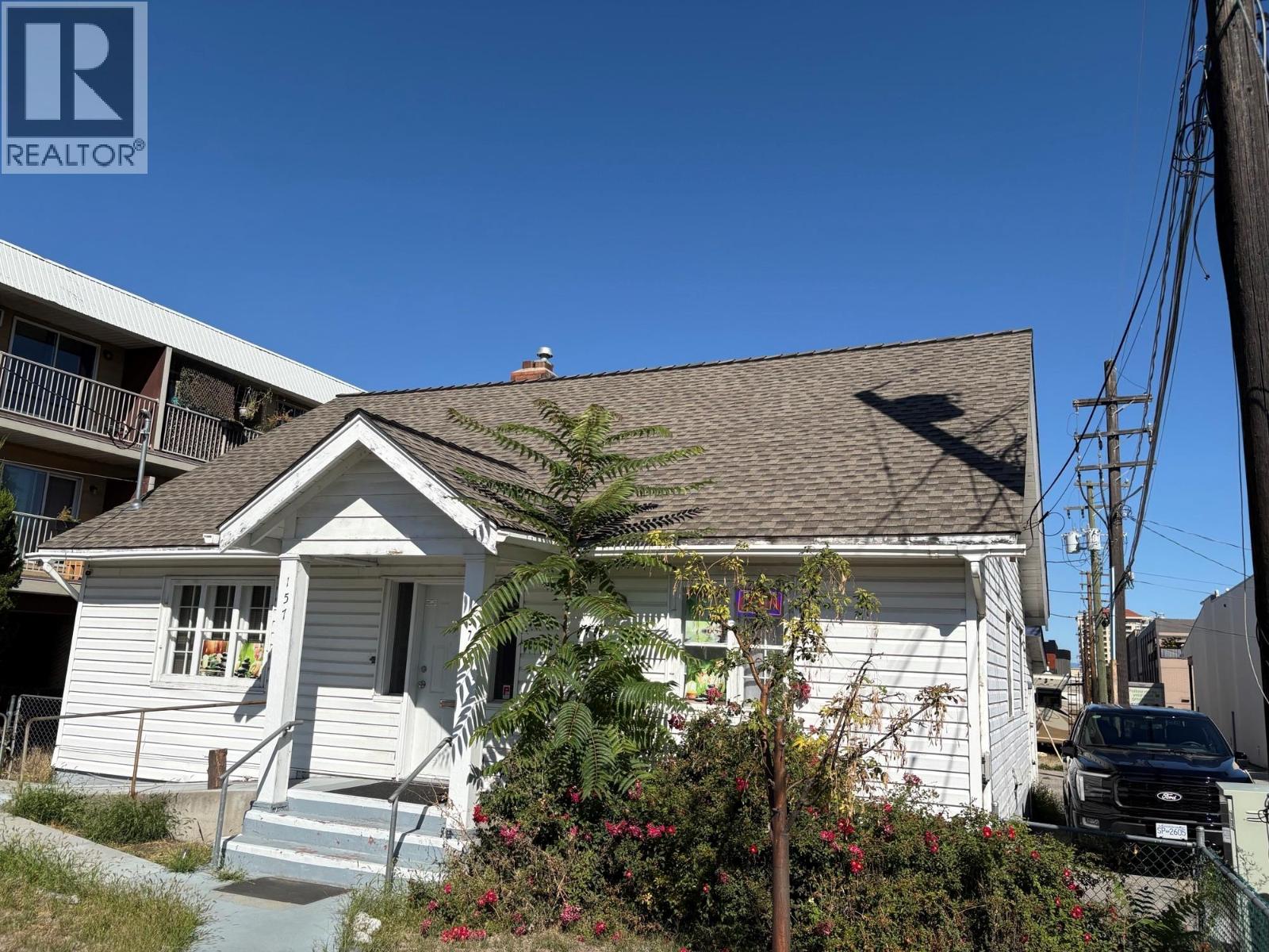  157 WADE Avenue West, Penticton