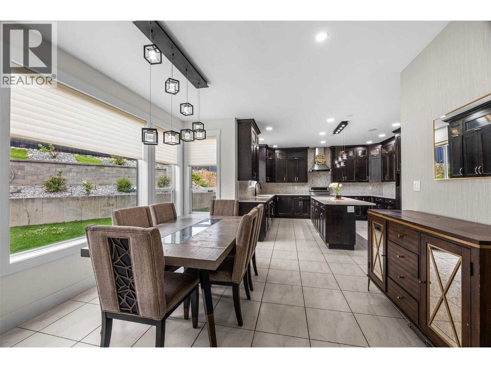 Photo 11 of 825 Fernie Court, Kamloops BC