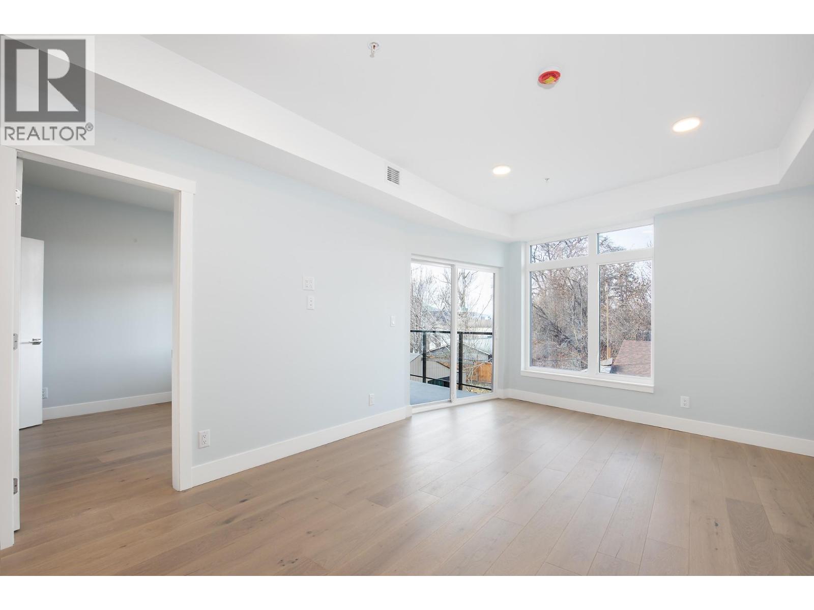 Photo 9 of 207 215 Royal Avenue, Kamloops BC