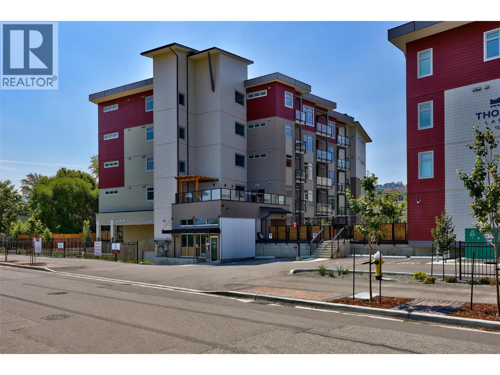 Photo 11 of 207 215 Royal Avenue, Kamloops BC