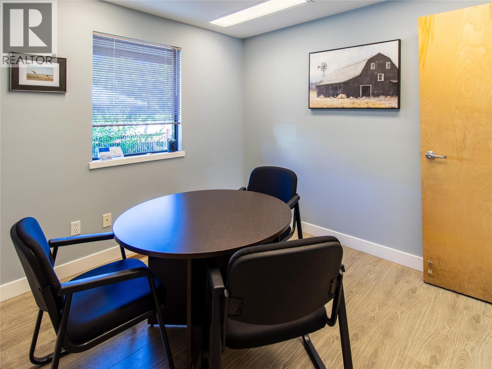  751 Marine Park Drive Northeast, Salmon Arm